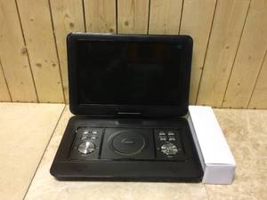 lot 81 image: Trexonic 15.4 in. Portable DVD PlayerCustomer Returns See Pictures