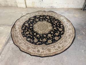 Gorgeous Round Rug 95
