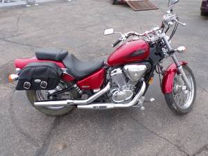 lot 1 image: 2006 Honda VT600C Motorcycle
