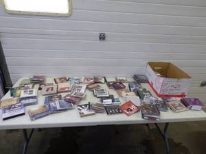 lot 32 image: Huge CD Collection