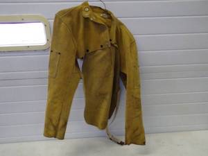 lot 11 image: Leather Welding Shirt  Size L