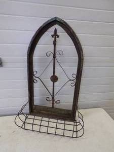lot 48 image: Plant Holder Dcor
