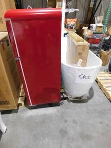 WHOLESALE PALLET LOT OF GENERAL MERCHANDISE