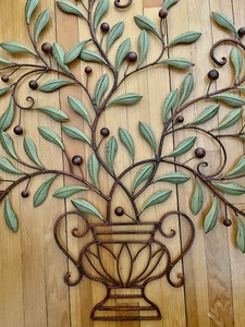 lot 29 image: Metal Tree Wall Art
