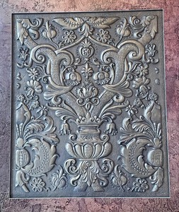lot 91 image: Abstract Wall Decor Piece