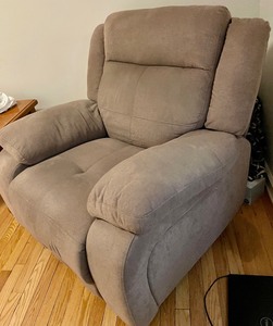 lot 129 image: Remarkable Upholstered Reclining Chair