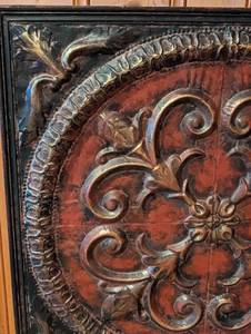 lot 168 image: Pretty Painted Wall Decor