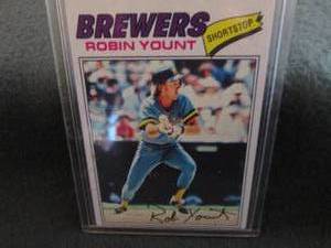 1977 Topps Robin Yount Card...