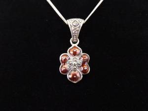 .925 Sterling Silver Art Nouveau Red Enamel Flower Pendant Necklace