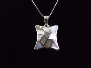 .925 Sterling Silver Inlayed Mother of Pearl and Abalone Pendant Necklace