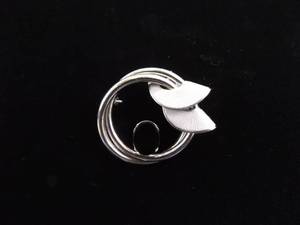 .925 Sterling Silver Styled Black Onyx Brooch