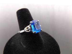 .925 Sterling Silver Sapphire Crystal Ring Size 8 Adjustable