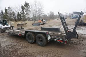 1986 Interstate 20 Tandem Axle Equipment Utility Trailer