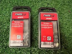 lot 18 image: New Roto Zip Bits