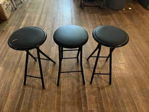 lot 39 image: Collapsible Stools