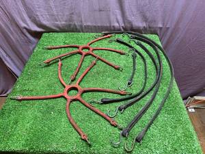 lot 73 image: Tarp Straps