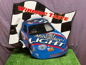 lot 97 image: Old Milwaukee Light Sign