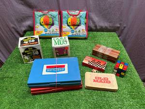 lot 104 image: Games & Novelty Items