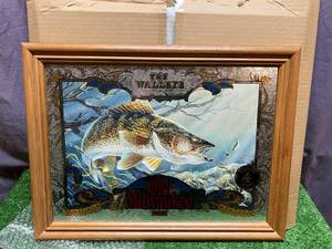 lot 138 image: Old Milwaukee The Walleye Wildlife Series 4