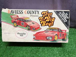 lot 164 image: Daviess County Toys For Big Boys Porsche 935 Decanter