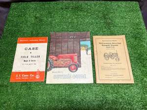 lot 171 image: Vintage Tractor Books