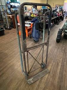 lot 191 image: Moving Cart