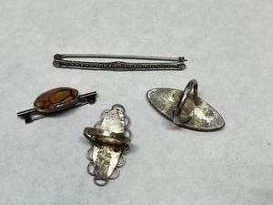 lot 213 image: Vintage Sterling Silver Rings & Brooches