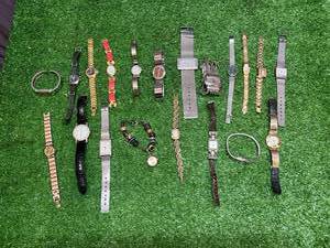 lot 228 image: 20 Watches