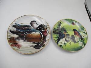 Lot of 2 Bird Collectors Plates with boxes and certificates