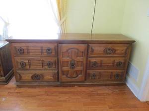Triple Dresser