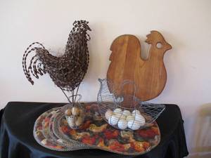 Lot of 9 items ChickensRoosters Home Decor. Farmhouse Style.