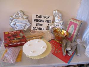 Lot of Cake Molds & Baking Items. Some Vintage.