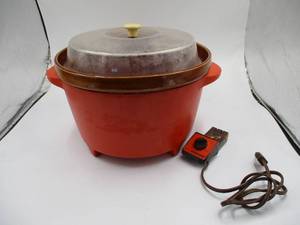 Vintage Rival Crockpot. Works.