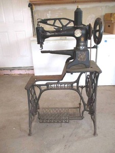 Antique Singer Sewing Machine on Singer Stand