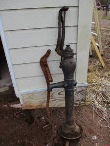 Vintage Well Pump. Farmhouse, Farm Style Decor.