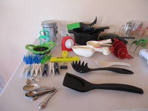Lot of Miscellaneous BakewareCookware