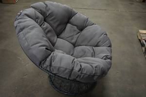 Papasan Swivel Chair