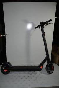 Black Electric Scooter - For Parts or Repair