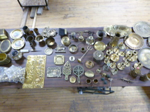 lot 20 image: Brass Collection