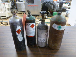 lot 36 image: 4 Carbon Dioxide Tanks