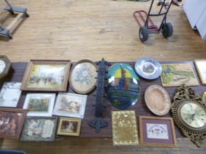 lot 40 image: Frames Pictures and Dcor