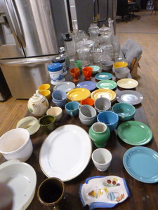 lot 65 image: Lot of Colored Glassware