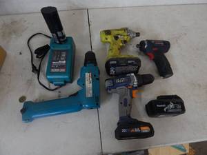 Assorted Power Tools With Batteries (No Chargers) Ryobi, Bosch, Makita, Blue Ridge