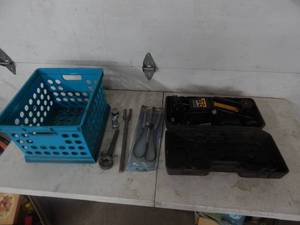 2-Ton Floor Jack, Pickle Fork, Pressure Gauge & More
