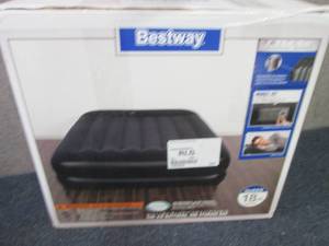 Bestway 500-Lb. Raised Queen Airbed...