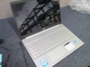 HP 15.6 Touch Intel Core i3 8GB Me...