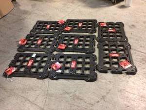Lot of PACKOUT Wall and Floor Mounting Plate by Milwaukee Customer Returns See Pictures