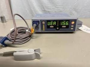WOW MSRP $5500 Nellcor OxiMax N-560 Patient Bedside Pulse Oximeter With Finger Sensor For Accurate, Reliable SpO2 &amp Pulse Rate - Great Working Condition