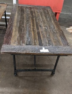 lot 54 image: Beautiful Dining Table-72 x 35.5 x 30.5