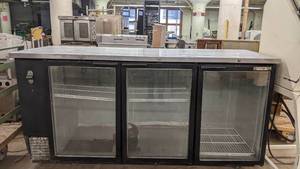 lot 35 image: Beverage-Air Beverage Glass Front Refrigerator-79 x 40 x 28